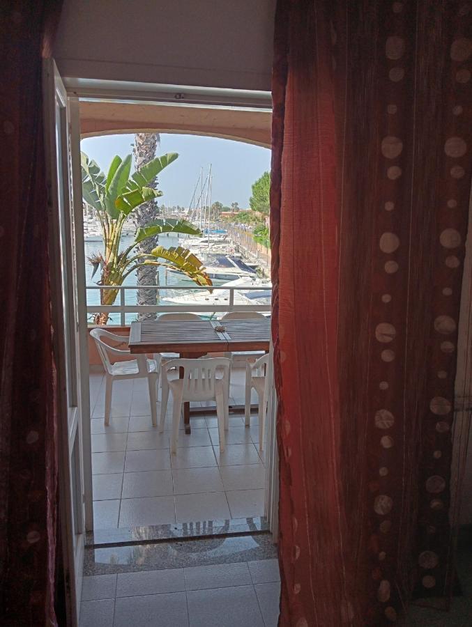 Trilocale "Alicudi" In Portorosa Villa Furnari Luaran gambar